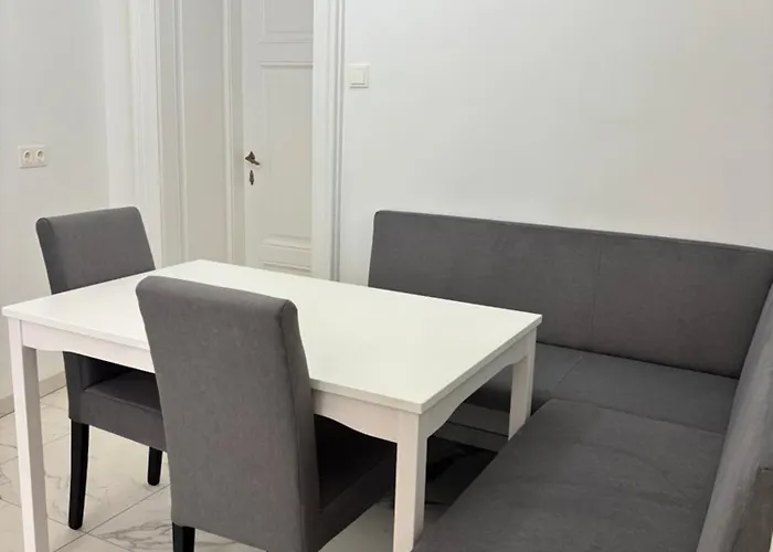 Carlton Apartamento Viena